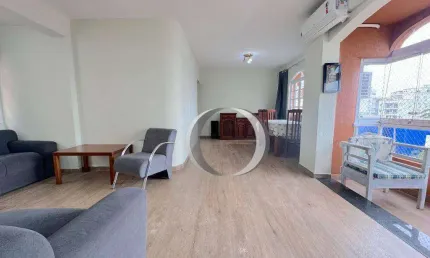 Apartamento na enseada, reformador, 3 quartos (1 suíte)