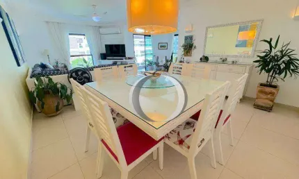 Apartamento a venda na enseada com 3 quartos, sendo 1 suíte, lazer no prédio e próximo da praia