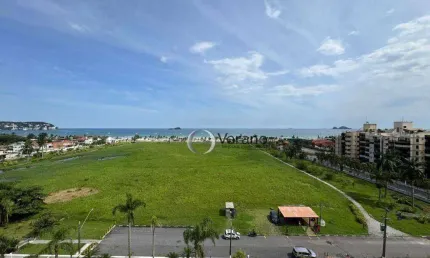 Apartamento com linda vista para o mar, lazer completo estilo clube, 3 vagas de garagem