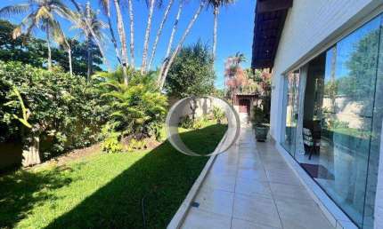 casa na enseada guaruja 4 quartos sendo 2 suite com espaço gourmet ,oportunidade