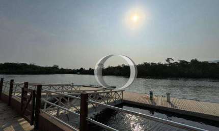 Casa maravilhosa na Marina, com 7 suítes, piscina e uma lareira ao ar livre