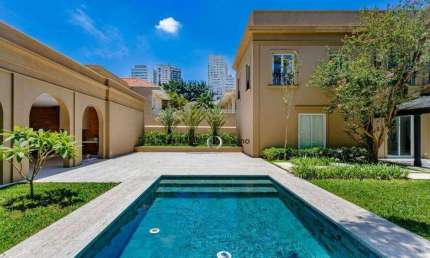 Casa nova com 4 suítes e acabamentos de alto padrão