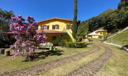 Descubra a beleza e a tranquilidade de Atibaia este belo sítio a venda