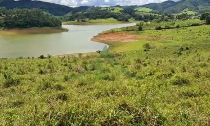 Excelente área de 59 mil metros na represa de Piracaia
