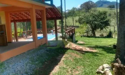 Deslumbrante chácara à venda em Piracaia Sp, com Vista da Represa
