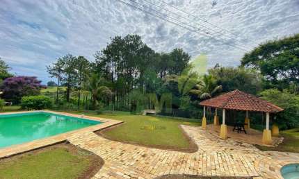  Sítio Exclusivo em Atibaia/SP: Natureza e Conforto em 7,9 Hectares