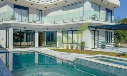 Casa de Alto Padrão à Venda no Bairro Nova Gardênia, Atibaia – 540 m² AC