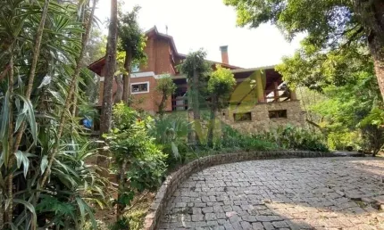 Chácara em Condomínio Fechado Clube da Montanha - Atibaia