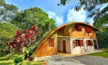 Sítio ecológico à venda em Atibaia – 85.458 m² com nascentes, lago, grutas