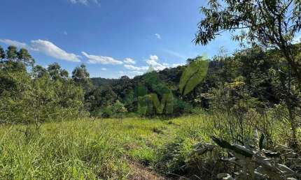 Terreno à venda no Condomínio Rancho Maringá I em Atibaia – 3.270 m²