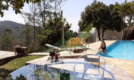 Sítio exclusivo à venda em atibaia – bairro do portão: natureza, conforto e