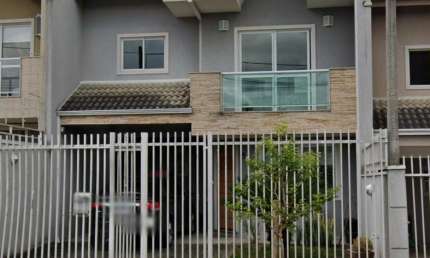 Sobrado à venda em Curitiba, Bairro Alto, com 3 quartos, 120m²