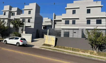 Casa com 3 quartos à venda na Rua José Rietmeyer, 67, Guabirotuba, Curitiba