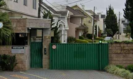 Sobrado à venda em Curitiba, Santa Felicidade, com 5 quartos, 400m²
