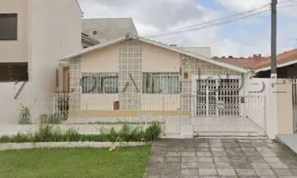 Sobrado à venda em Curitiba, Cajuru, com 2 quartos, 130m²