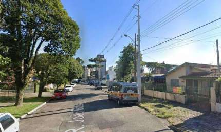 Terreno à Venda no Jardim Botânico, Curitiba - 650 m² ZR-04