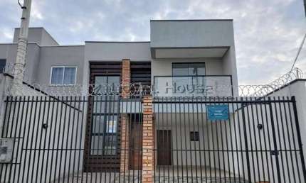 Casa com 3 quartos à venda na Rua Selvino Gomes Nogueira, 37, Alto Tarumã, Pinhais