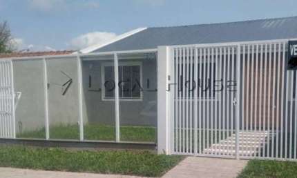 Sobrado à venda em Curitiba, Fazendinha, com 3 quartos, 82m²
