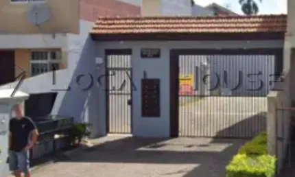 Sobrado à venda em Curitiba, Boqueirão, com 3 quartos, 90m²