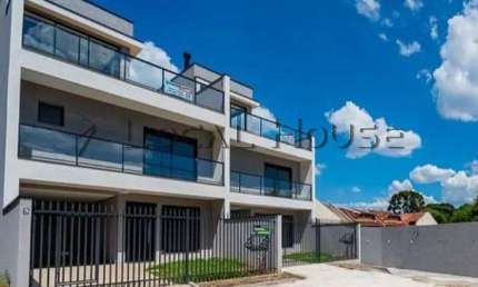Oportunidade Imperdível! Sobrado Triplex de Alto Padrão à Venda no São Lourenço/Bom Retiro – Curitiba