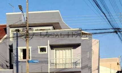 Sobrado à venda em Curitiba, Sítio Cercado, com 3 quartos, 140m²