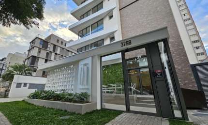 Cobertura à venda em Curitiba, Água Verde, com 3 quartos, 143,18m²