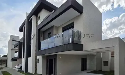 Sobrado à venda em curitiba, xaxim, com 3 quartos, 140m²