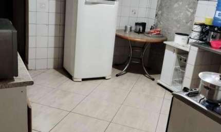 Sobrado para Venda em Guarulhos, Cidade Seródio, 5 dormitórios, 5 banheiros, 2 vagas