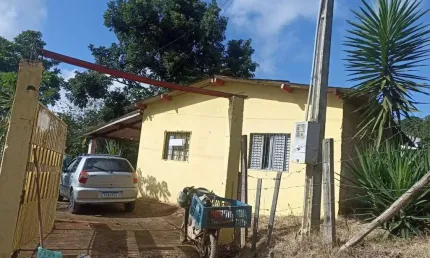 Chácara para Venda em Ibiúna, CENTRO, 2 dormitórios, 1 banheiro, 3 vagas