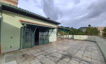 Apartamento Cobertura 3 Quartos (2 suítes), Candomínio com Lazer, Várzea, Teresópolis, RJ
