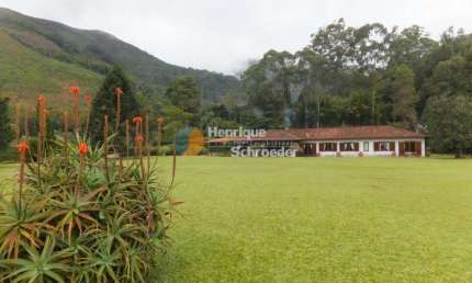 Sítio 25.000 m2, Quebra-Frascos, Casarão c/ 4 Quartos, Piscina, Tênis, Riacho