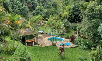 Chácara com 5790 m², 7 suites, lago, piscina natural, albuquerque, teresópolis,  rj