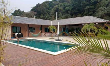 Casa Linear, 3 Quartos, Terreno Plano c/ 2270 m2, Piscina, Quintal, Parque Boa União, Teresópolis