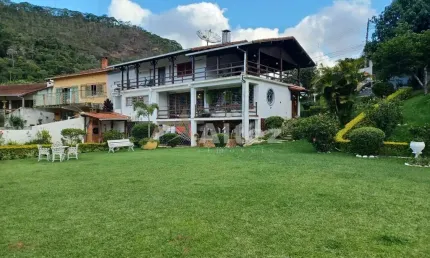 Casa 5 Quartos (3 suites), Terreno c/ 1600 m2, piscina, Jardim Cascata, Teresópolis