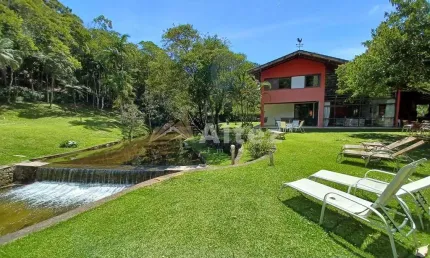 Sítio com cachoeira cristalina, 9.950 m2, casa com 6 quartos, teresópolis, rj