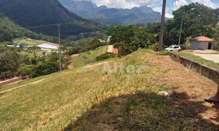 Terreno com 578 m2 em condomínio com lazer, albuquerque, tresópolis