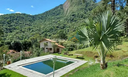 Sítio com Cachoeira, 110.000 m2, Vargem Grande, Teresópolis