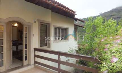 Casa 6 Quartos (4 Suítes), Condomínio com Piscina, Tênis, Vôlei, Parque do Imbuí, Teresópolis, RJ