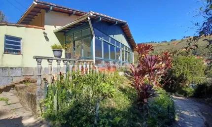 Casa com 3 quartos à venda no albuquerque, teresópolis , 240 m2 por r$ 650.000