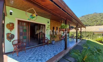 Casa 5 Quartos com Quintal e Piscina, Albuquerque, Teresópolis