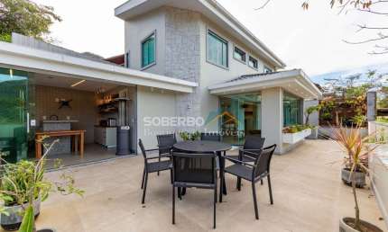 Casa 3 Quartos (1 Suíte), Condomínio com Lazer, Alto, Teresópolis, RJ