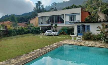 Casa com Quintal e Piscina, Terreno c/ 1210 m2, Carlos Guinle, Alto, Teresópolis