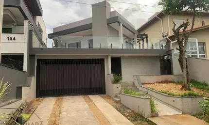 Casa com 3 dormitórios à venda, 178 m² por R$ 1.760.000,00 - Parque Residencial Itapeti - Mogi das Cruzes/SP