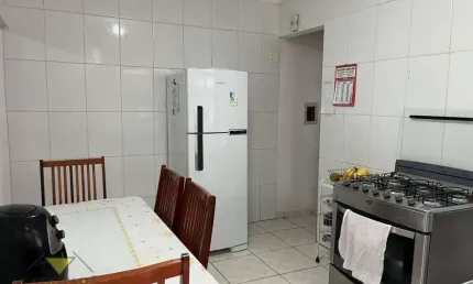 Casa com 2 dormitórios à venda, 113 m² por R$ 460.000,00 - Vila Lavínia - Mogi das Cruzes/SP