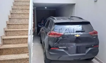Sobrado novo santa terezinha com 3 suítes, sacada, sala, cozinha com espaço gourmet lavabo, 2 vagas