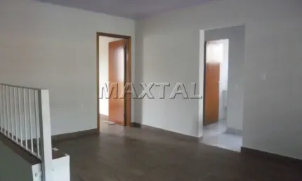 Sobrado no bairro  jardim paraiso com 4 casas no pavimento superior  e 2 vagas de garagem