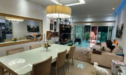 Casa em Condomínio fechado à  venda no Tremembé, 380 m², 4 suítes e 6 vagas.