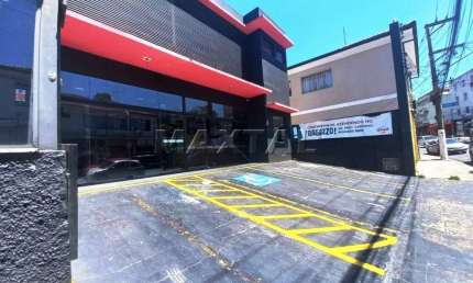 Prédio comercial para locação com 2 banheiros e cozinha na Água Fria, 725 m².