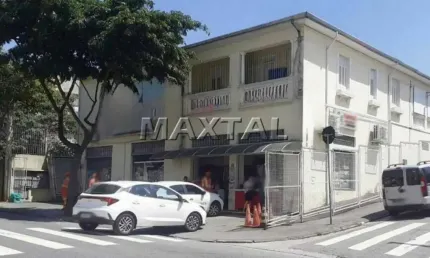 Prédio comercial na avenida mazzei com 426m², com 4 banheiros e 8 vagas.