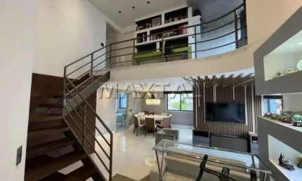 Duplex 3 dormitórios, 4 vagas, sala ampla com sacada em santana. excelente localização.